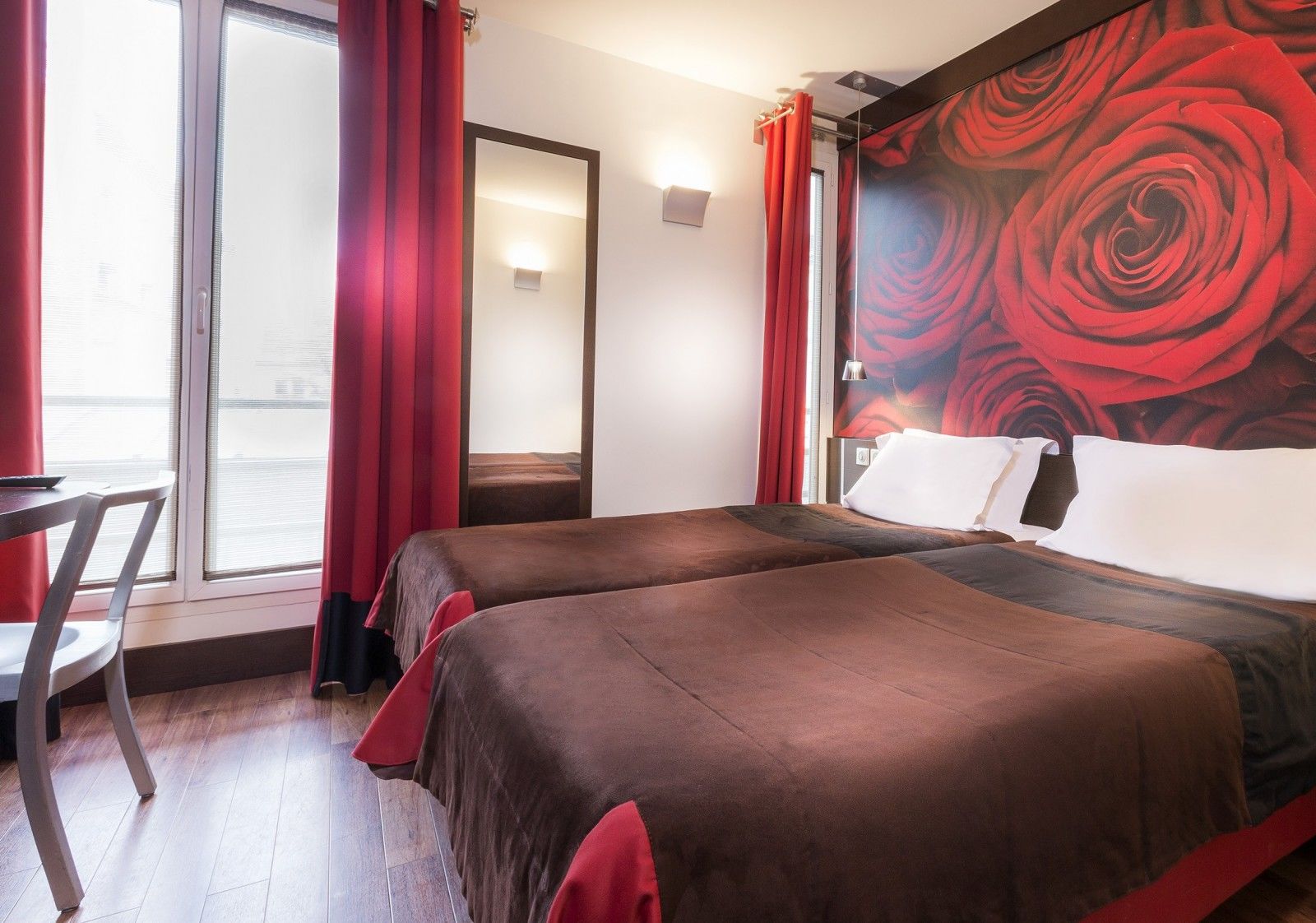 Hotel Du Parc Montparnasse Parigi