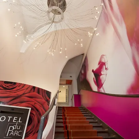 Hotel Du Parc Montparnasse Parigi
