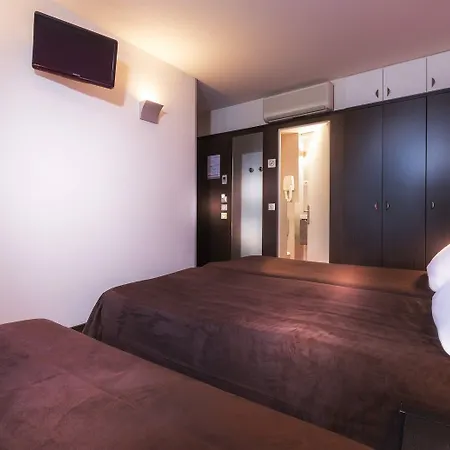 Hotel Du Parc Montparnasse Parigi